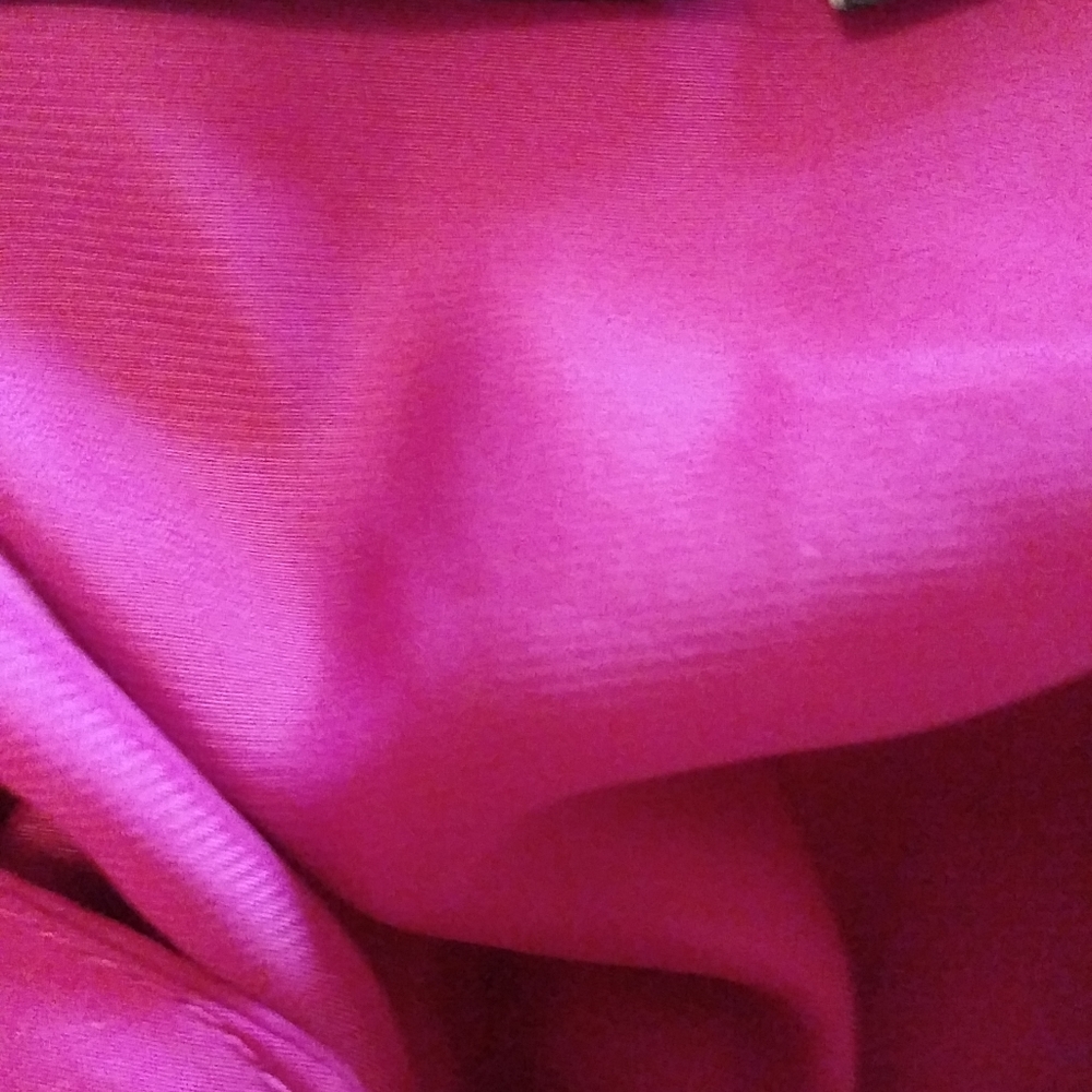 Pink blouse - Picture 2 of 5
